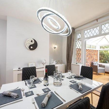 Mulberry House - Luxurious And Modern 4-Bed In Solihull Near Nec,Jlr, Airport, Resorts World, Hs2 Kültér fotó
