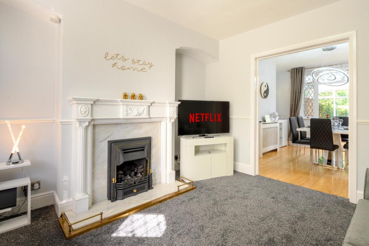 Mulberry House - Luxurious And Modern 4-Bed In Solihull Near Nec,Jlr, Airport, Resorts World, Hs2 Kültér fotó
