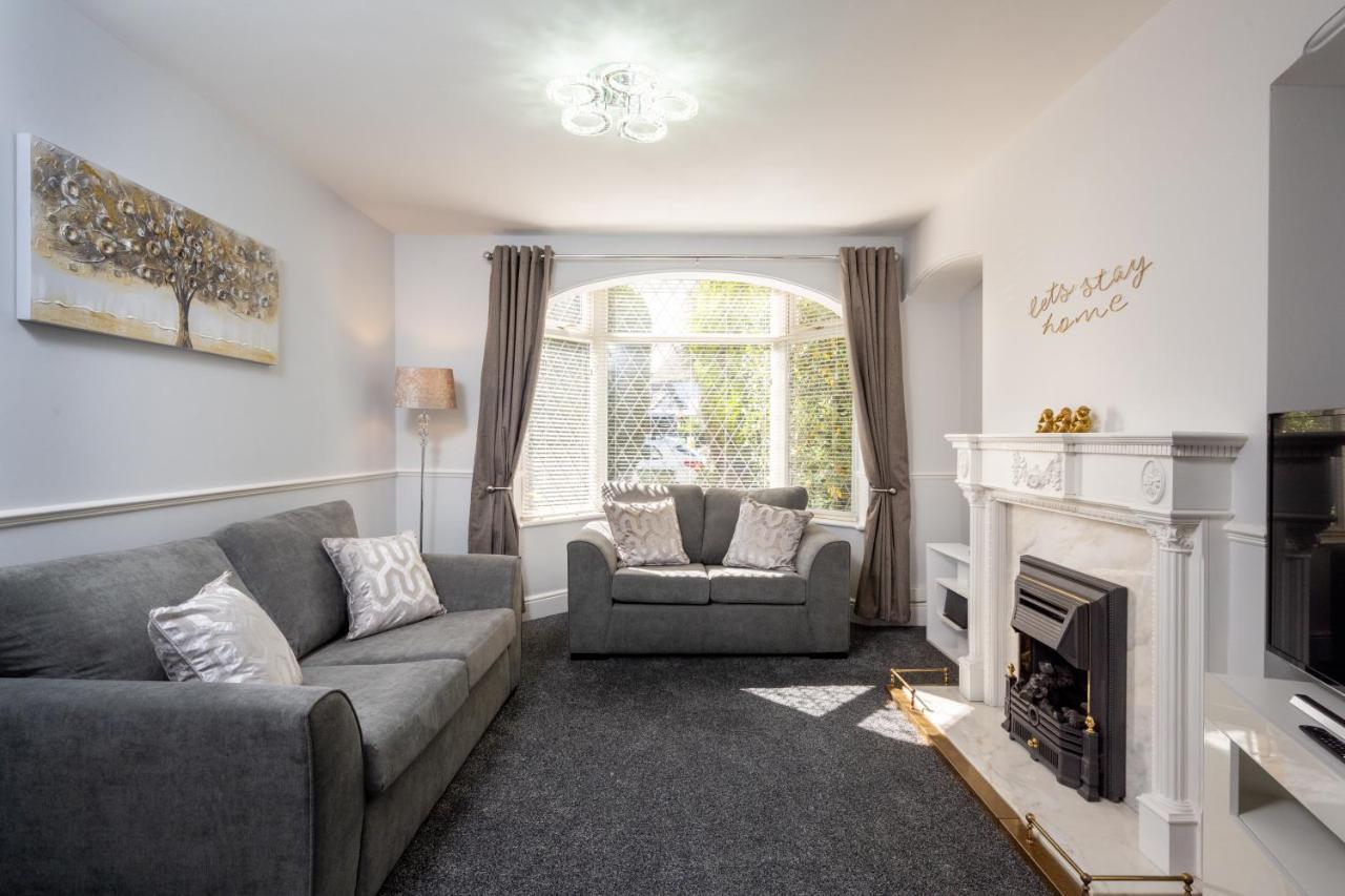 Mulberry House - Luxurious And Modern 4-Bed In Solihull Near Nec,Jlr, Airport, Resorts World, Hs2 Kültér fotó