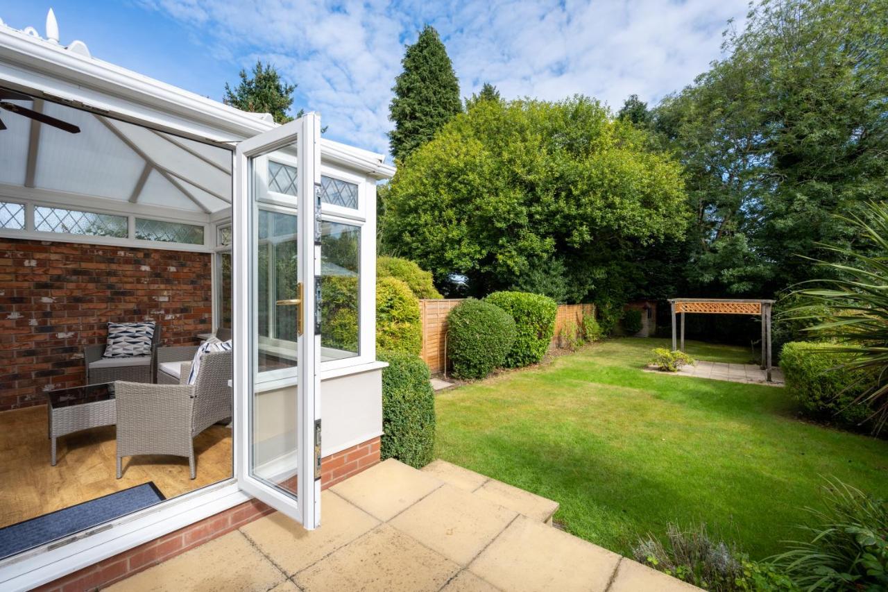 Mulberry House - Luxurious And Modern 4-Bed In Solihull Near Nec,Jlr, Airport, Resorts World, Hs2 Kültér fotó